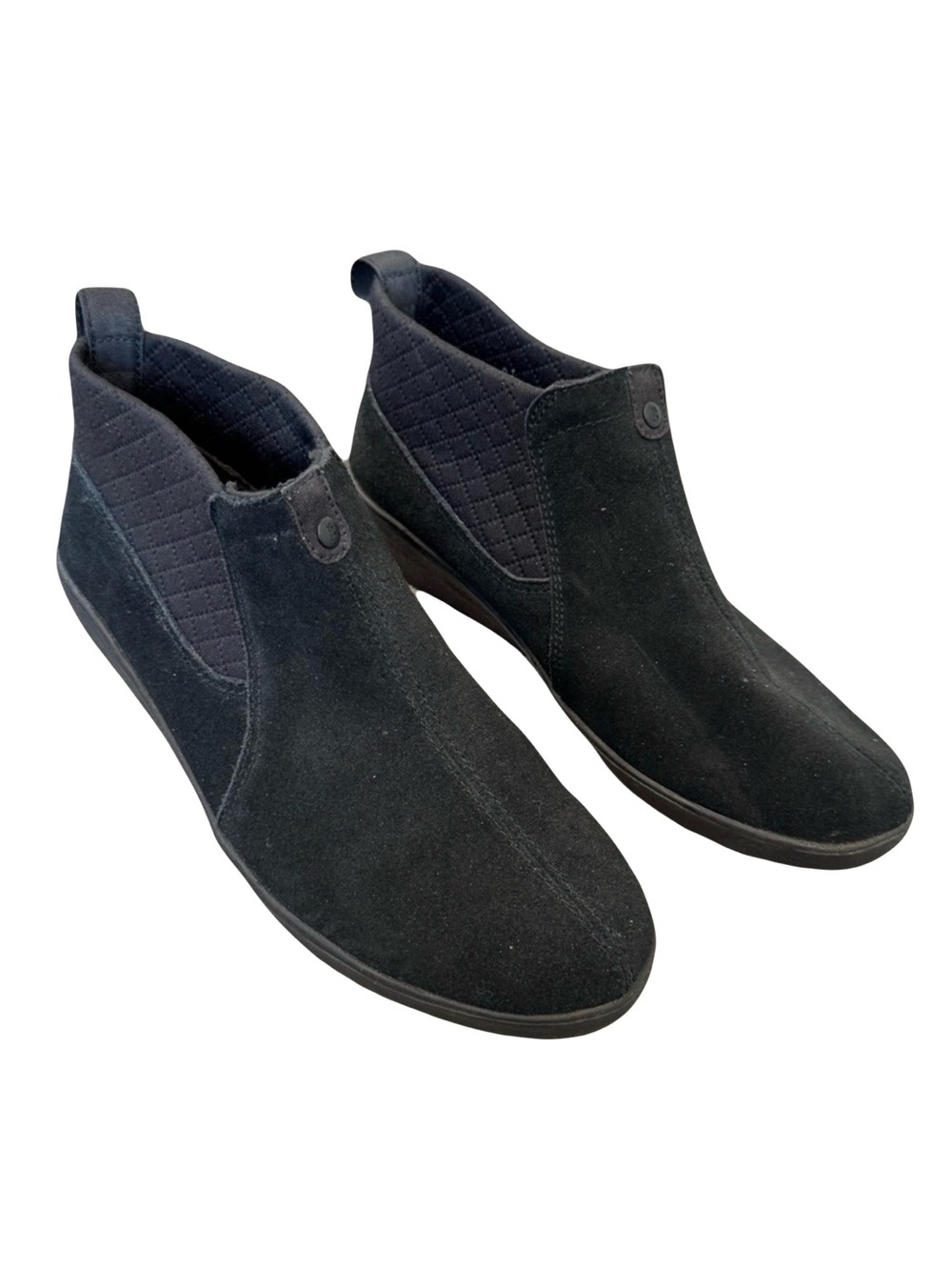 HandMappers  Outfitters  Women’s 8   Black   Suede   Slip  On  Shoes  Minimalist